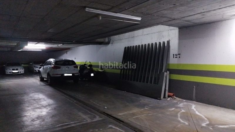 Foto ca3d2660-eb36-4e2b-8c0d-36cce6f95ab3. Aparcament cotxe a Urbadiez - Entrepuentes Sevilla
