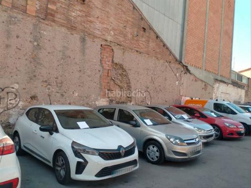 Foto c6ef1407-b10b-453d-8234-36edcee410cd. Residential plot in Centre Ripollet