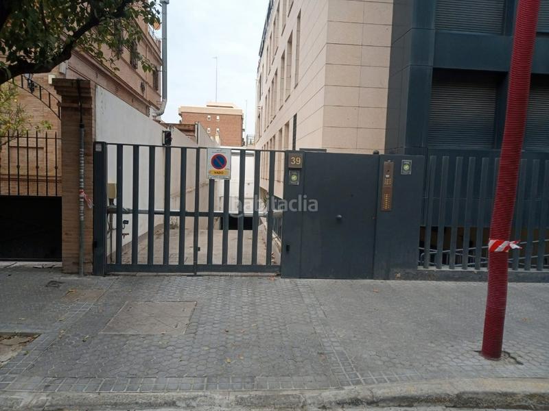 Foto 233b2f11-3451-469c-9fe9-190d83c17ce0. Posto auto in Barrio del Nervión Sevilla