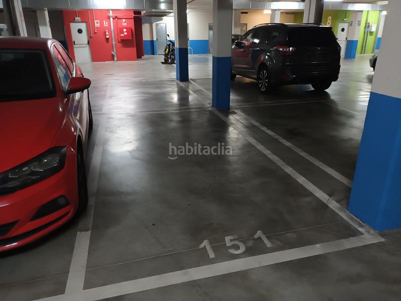 Foto 028c78fb-5c90-48db-90dc-25c10592479f. Parking voiture dans Ayuntamiento - Avenida Siglo XXI Azuqueca de Henares