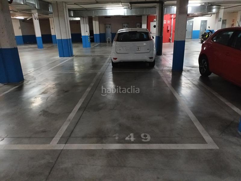 Foto 1338153d-4747-4018-a7ec-285b6f5693ac. Parking voiture dans Ayuntamiento - Avenida Siglo XXI Azuqueca de Henares