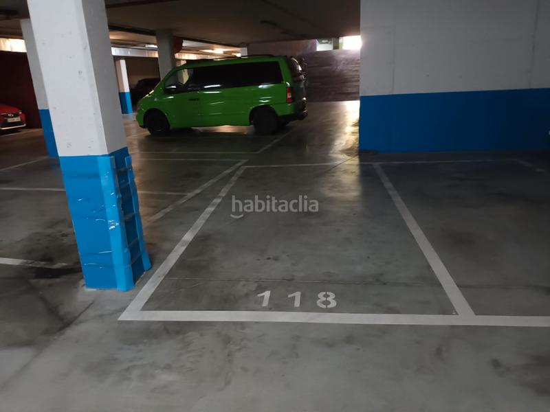 Foto a64e2ed5-c95f-47ea-8478-060c547469c5. Parking voiture dans Ayuntamiento - Avenida Siglo XXI Azuqueca de Henares
