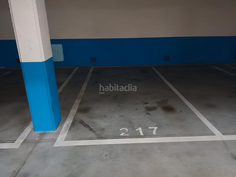 Foto da36ec53-99fd-49f1-a8d2-0dd30d404e43. Parking voiture dans Ayuntamiento - Avenida Siglo XXI Azuqueca de Henares