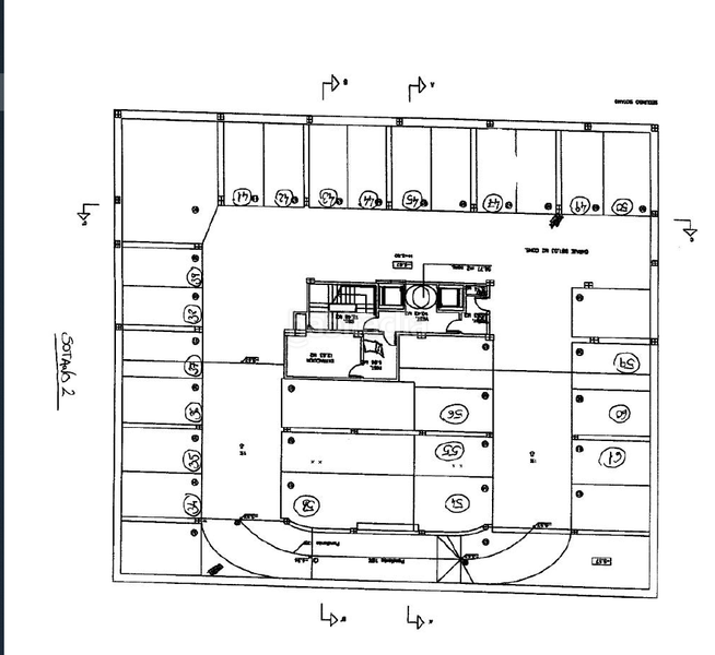 Foto ba2bc0d1-e4a6-453d-adba-c5ddad46903a. Parking coche en La Lastra León