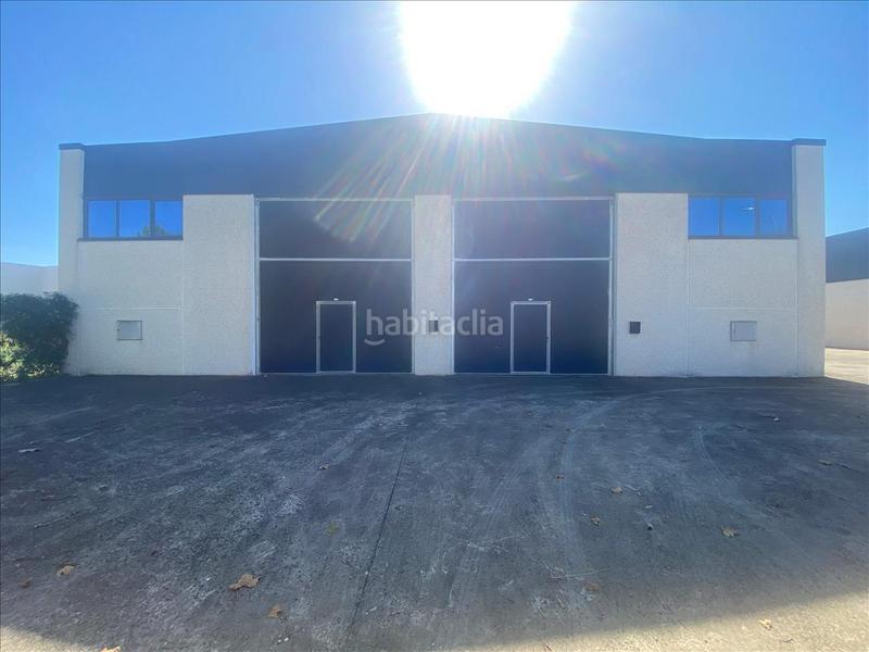 Foto 263bd173-bed1-46e0-a617-afffa418e6d8. Fabrikhalle in Hormilla