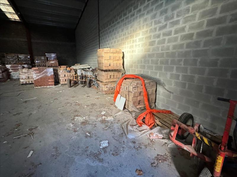 Foto 9f15ce17-f619-4129-8abb-b87f518d2782. Fabrikhalle in Hormilla