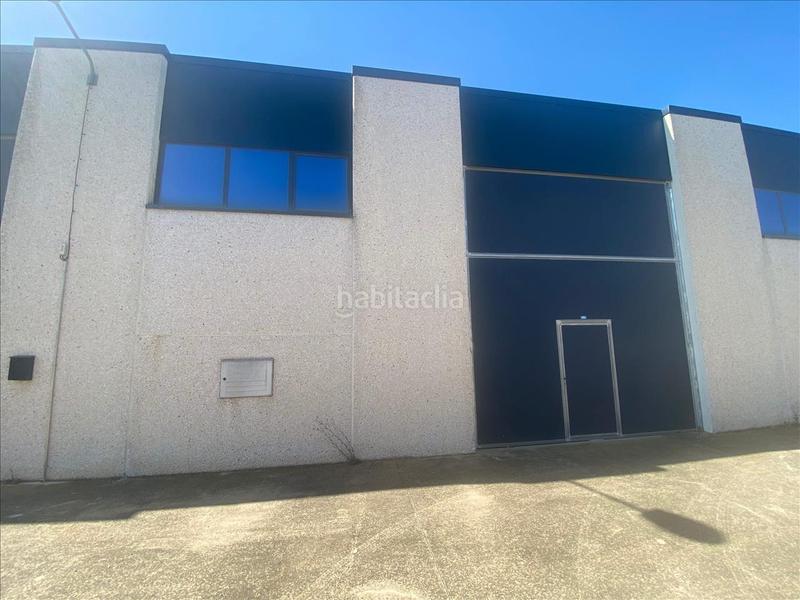 Foto 84201855-1372-4edd-979c-156b27c3b63f. Fabrikhalle in Hormilla