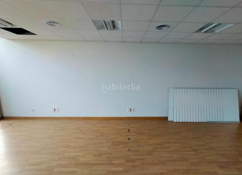 Foto 24817d2e-88f4-4321-9790-a51e4f5a09e2. Ufficio in Parc Tecnològic Paterna