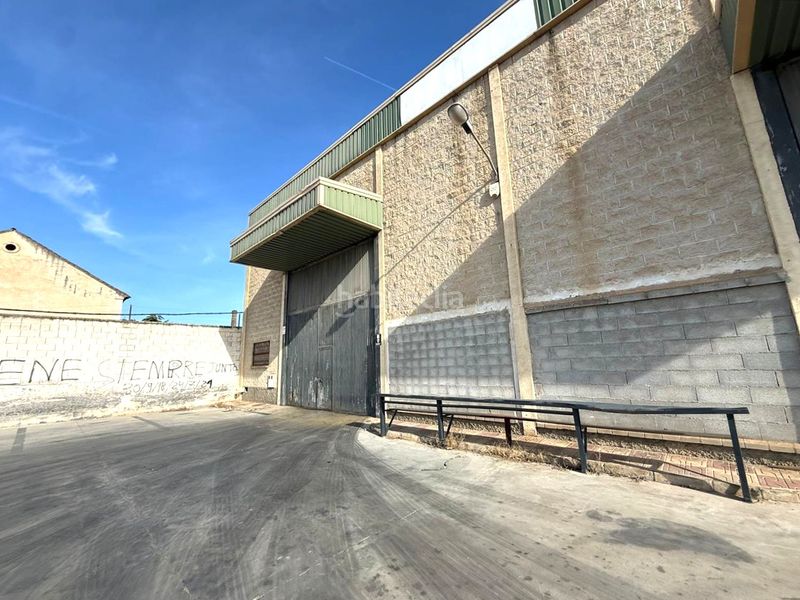 Foto 4fb8e210-bed2-4acd-96c2-c9eaf1b30081. Nau industrial a Atarfe