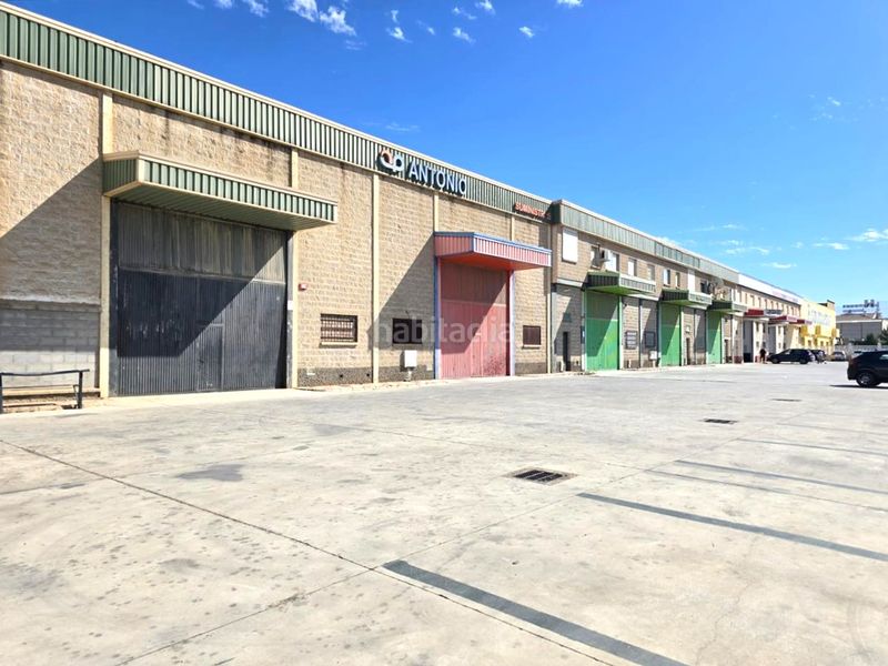 Foto 71cdd914-d98d-48d1-b8fc-3a4d3da5ab05. Nau industrial a Atarfe