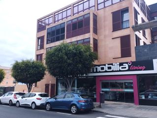 Aparcament cotxe  Pinto felo monzon