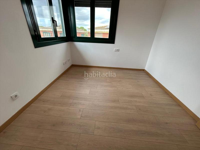 Foto 09f0a1e6-4358-41e6-9c0f-ff3bc46968ac. Casa amb aparcament a Olèrdola