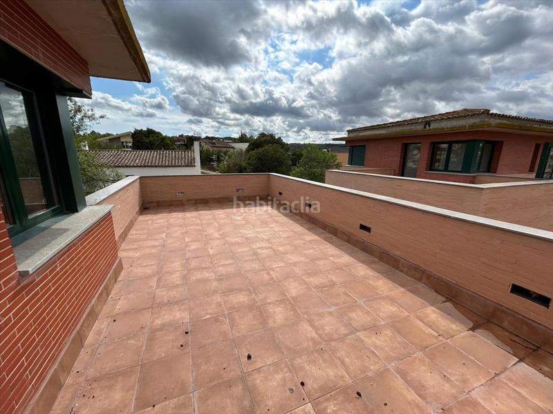 Foto 915c5f39-d0da-4bcb-b60e-8a4608d99417. Casa amb aparcament a Olèrdola