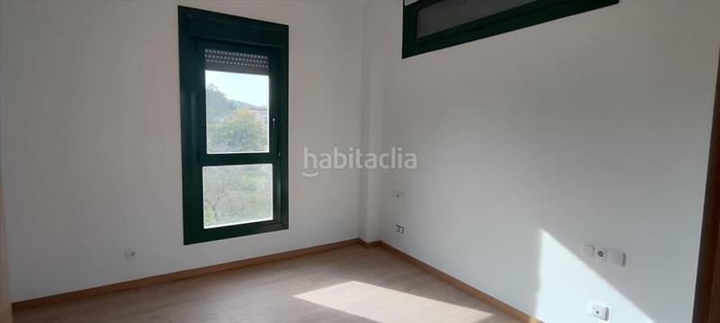 Foto f17b03c7-b70d-470f-a13e-d501731f48c1. Casa amb aparcament a Olèrdola