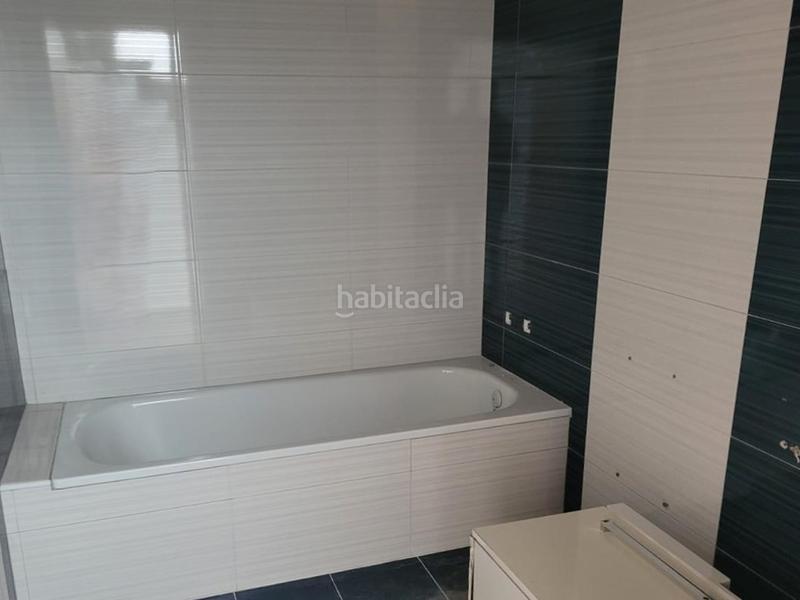 Foto f8d64634-322d-4b03-bed0-4b0b032e729d. Casa a schiera con parcheggio in Lugar Nuevo de Fenollet