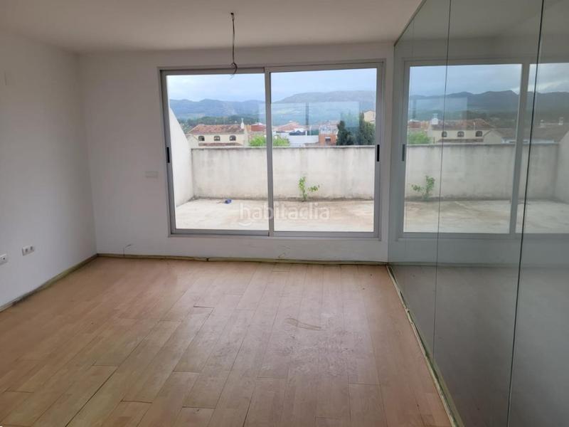 Foto 386c429c-241f-45e0-b230-74b1875f767b. Casa adossada amb aparcament a Lugar Nuevo de Fenollet