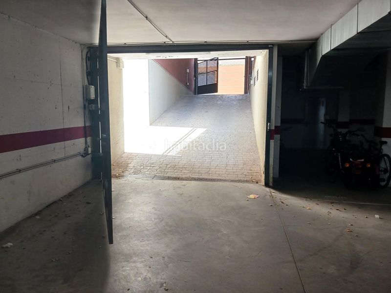 Foto 12080f9b-f7d4-4633-b416-99d8b682b5ab. Aparcament cotxe a Pedrola