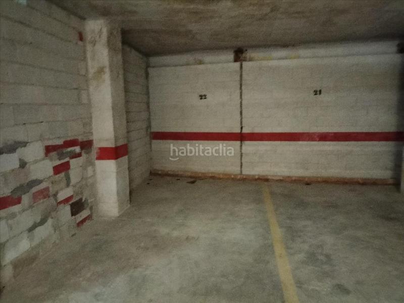 Foto fe722e11-a55a-48dd-9aa1-da0a02f4d70f. Car parking in Solymar Benalmádena