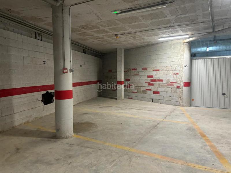 Foto 2d6c4f5d-4429-4f73-bb81-6d8727033972. Parking voiture dans Solymar Benalmádena