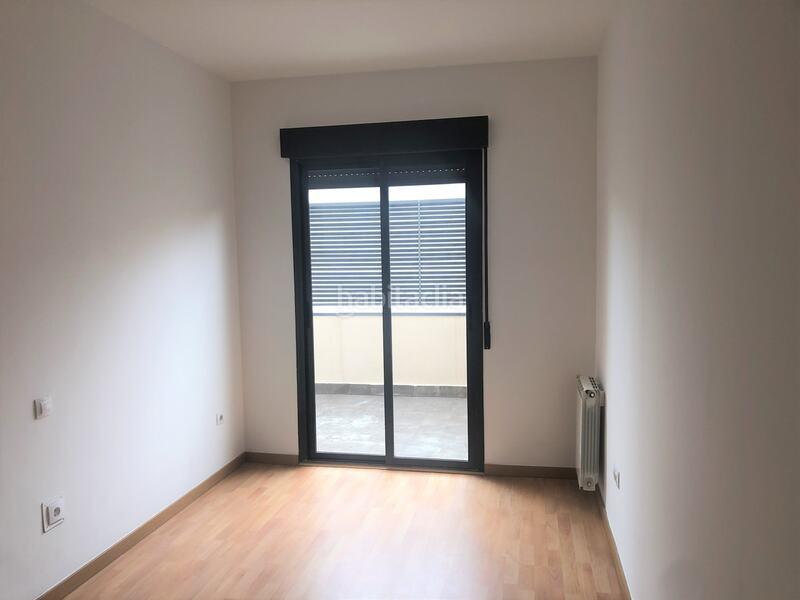 Foto 2b0ade64-77c3-49d6-bdbf-332f7d51775f. Casa amb calefacció piscina a Daimiel