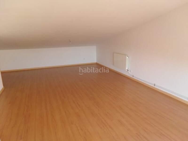 Foto ea41bf13-a2e2-4884-9427-ee3e02a8b2f2. Casa amb calefacció piscina a Daimiel