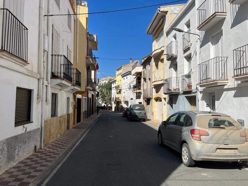 Foto b9953824-6248-408a-b024-47a1a0d1a92e. Flat with parking in Riba-roja d´Ebre