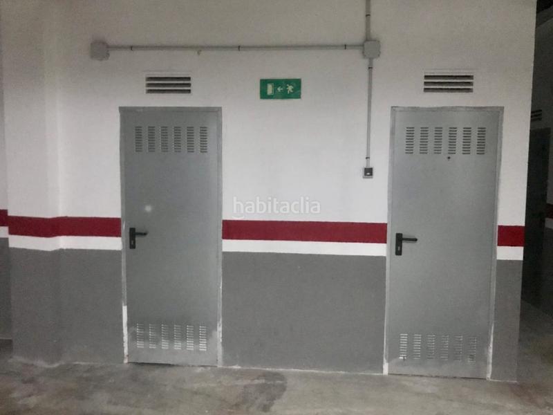 Foto 0633d6e1-8c47-4a5e-9694-5c801fa9b7ef. Car parking in Beniarjó