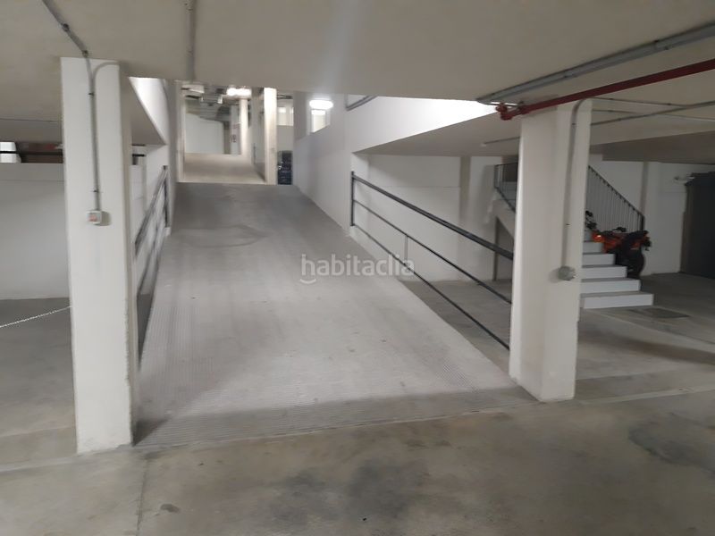 Foto 4b91615b-a865-4c80-9ed1-27ec77d7d599. Posto auto in Centro Chiva