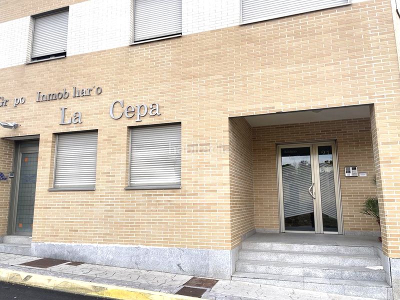 Foto e69534a9-aa14-4062-b0c2-8832fcb3f746. Local comercial a Lastrilla (La)