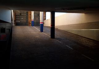 Parking coche  Las moreras