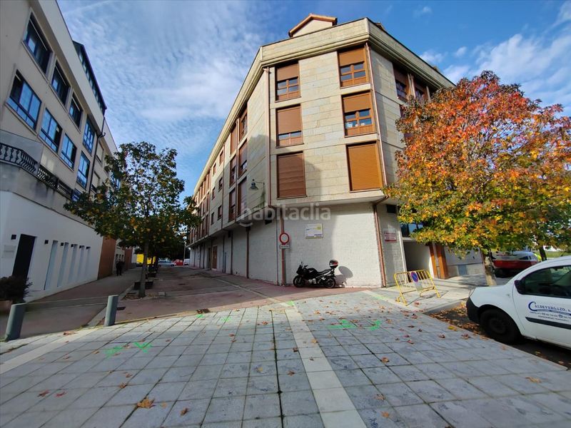 Foto b90e2564-d852-45d8-91fc-f078e8d7c05c. Local comercial a Pontecesures