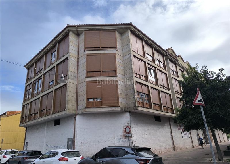 Foto f3d0c7a7-ff28-4d48-bca1-4da22b0adec3. Local comercial a Pontecesures