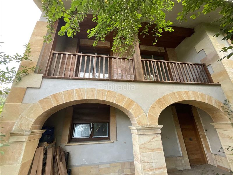 Foto 0a0b4f83-3479-40b4-836b-aef8efac85ff. Casa amb aparcament a Bárcena de Cicero