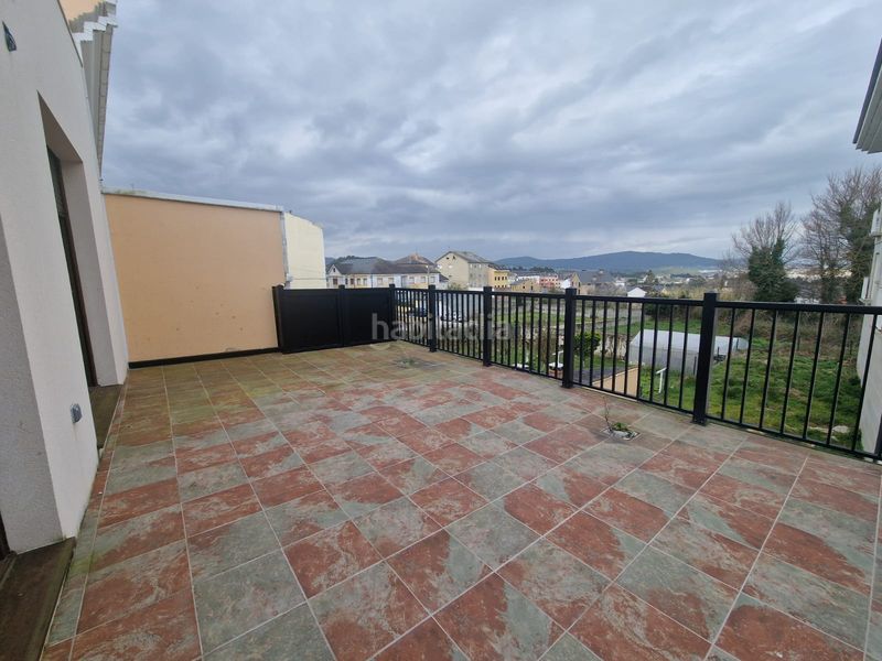 Foto cacf0546-8b00-4645-be41-43997b2e178e. Casa amb aparcament a Barreiros