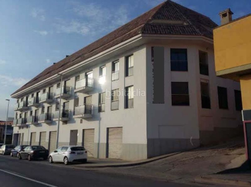 Foto 72df07d6-1e38-4da9-8e95-902fc25455d2. Aparcament cotxe a Casco Antiguo Llíria