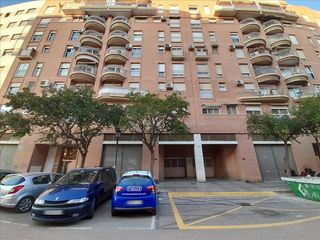 Parking coche  Juan ramon jimenez