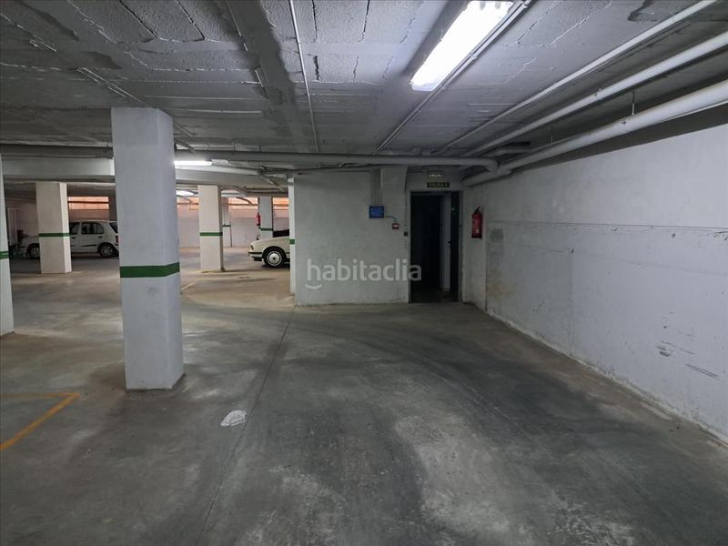 Foto 280ec64e-ee53-4ca7-8a78-4f3f748000dd. Aparcament cotxe a Almoradí