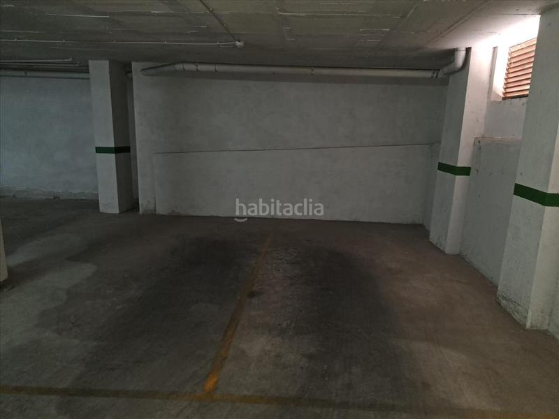 Foto 24c45a3e-c646-480e-a5ba-24ba18ac9523. Parking voiture dans Almoradí