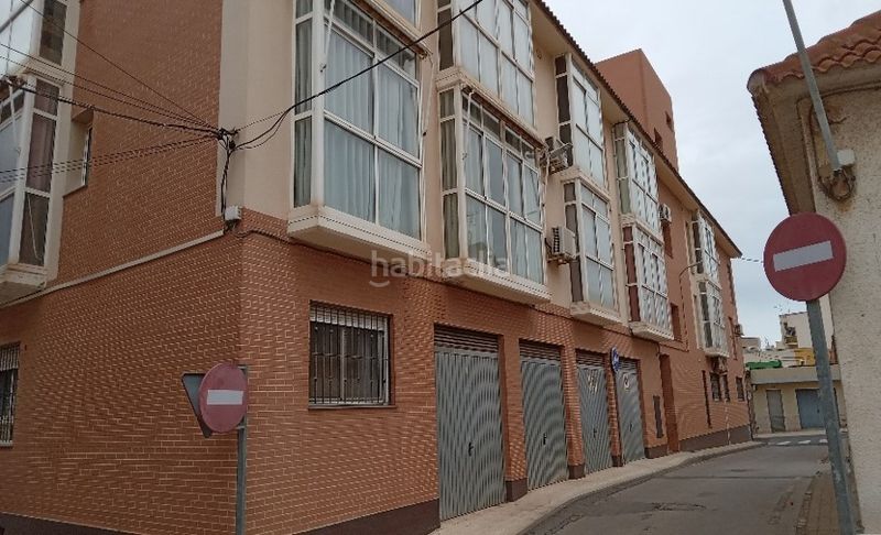 Foto ee9558e7-df3e-4fe1-b758-82bd2fa5815d. Parking coche en La Unión Unión (La)