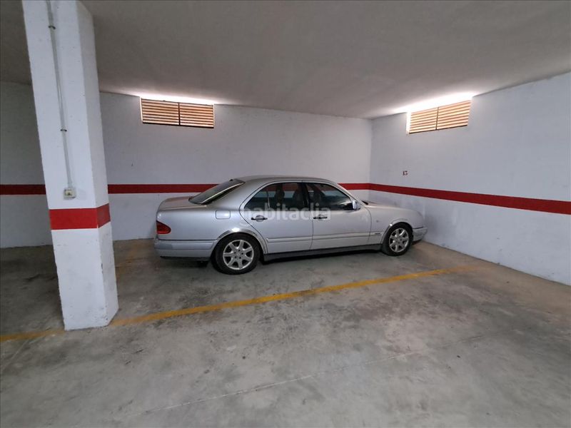 Foto fb123a1e-6c8a-4c06-ae9a-57f14db5153c. Parking coche en La Unión Unión (La)