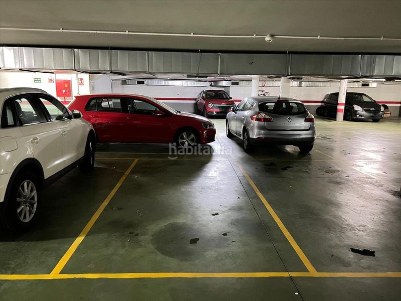 Foto 49909a68-bb0e-4895-a28f-730a78f965b7. Aparcament cotxe a Porta Nova Ferrol