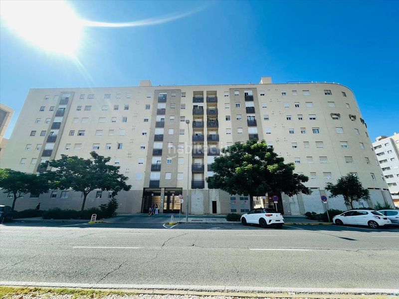 Foto 1e7ad64f-8b96-44d4-ae2a-f907d542ed69. Aparcament cotxe a Valdezorras - El Gordillo Sevilla