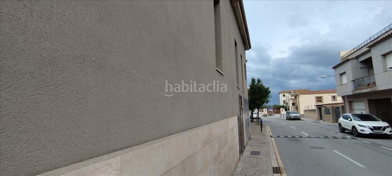 Foto 2cb90500-22ce-4e48-8b3f-62d2443c69fa. Parking coche en Vilajuïga