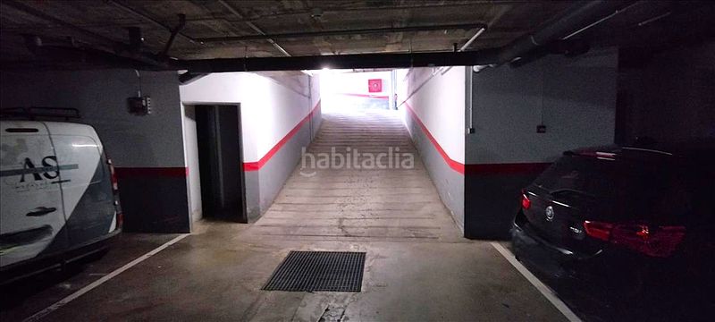 Foto a6997b72-4d2d-4fda-8868-3018fcc5252d. Parking coche en Vilajuïga