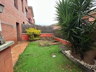 Semi detached house in Lliçà de Vall