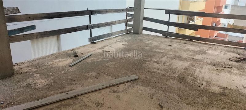 Foto f372d897-76f7-4210-892b-f89968295004. Pis a Nules