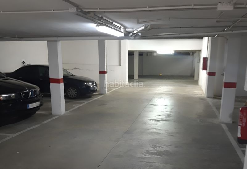 Foto d48989ac-81a7-499c-a513-2d1142472445. Posto auto in Centro Chiva