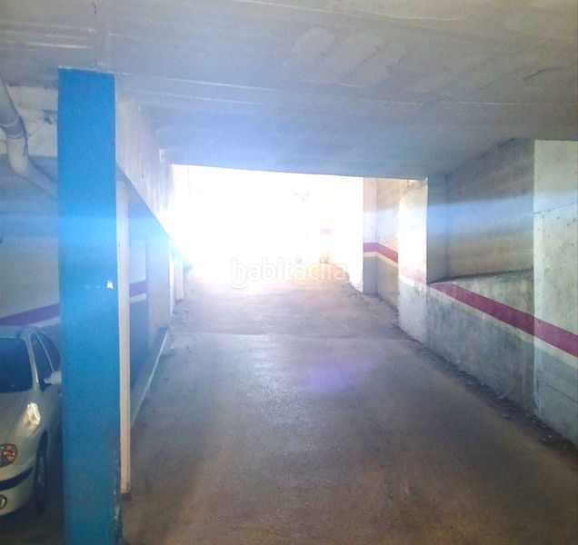 Foto 82c1c21c-df56-4294-a440-f877ff3afd4e. Aparcament cotxe a Cassà de la Selva