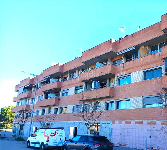 Foto 905910ec-a75f-44a4-a622-5408bfda58a6. Aparcament cotxe a Cassà de la Selva