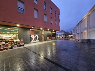 Business premise  Pi i margall